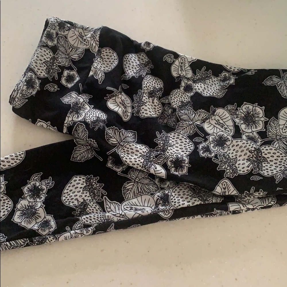 Lularoe Black and White Leggings